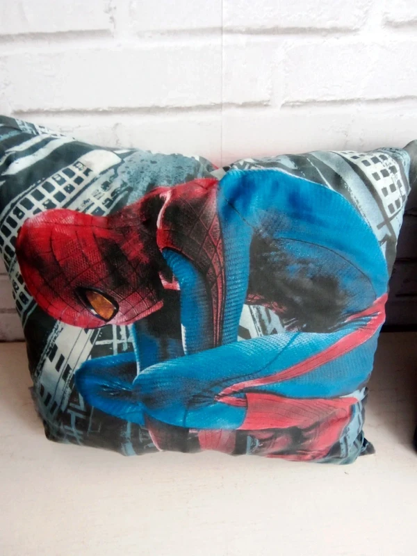 Lote de 2 almofadas "Spiderman" – photo 2